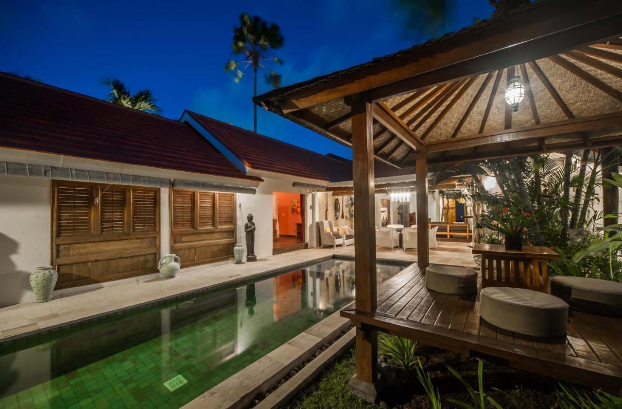 Coco Poco Villa Seminyak Exterior foto